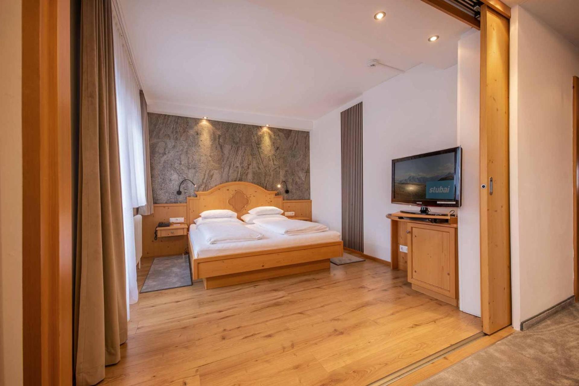 Familien- & Vitalhotel Auenhof Fulpmes Exterior photo
