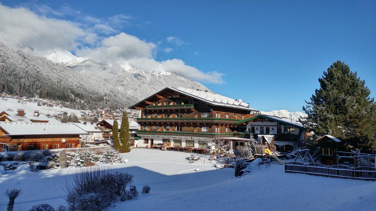 Familien- & Vitalhotel Auenhof Fulpmes Exterior photo